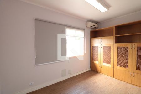 Casa à venda com 380m², 5 quartos e 6 vagasQuarto 2