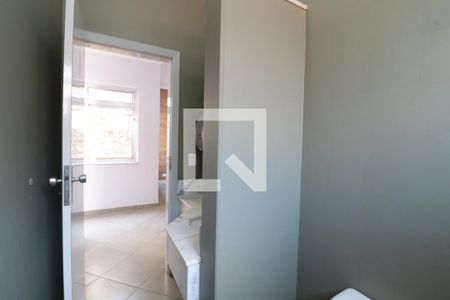 Casa à venda com 380m², 5 quartos e 6 vagasBanheiro 2