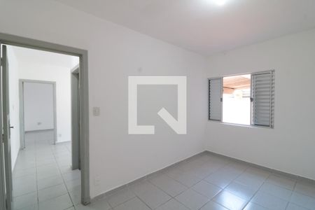 Casa à venda com 380m², 5 quartos e 6 vagasQuarto 