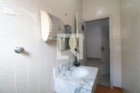 Casa à venda com 380m², 5 quartos e 6 vagasLavabo 1