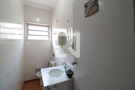 Casa à venda com 380m², 5 quartos e 6 vagasLavabo 1