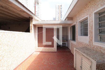 Casa à venda com 380m², 5 quartos e 6 vagasArea de serviço 