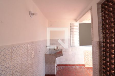 Casa à venda com 380m², 5 quartos e 6 vagasArea de serviço 