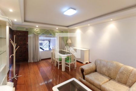 Sala de casa à venda com 3 quartos, 220m² em Vila Moinho Velho, São Paulo