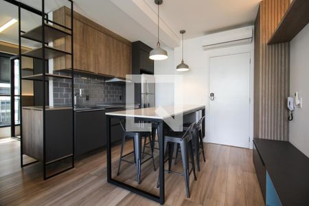 Cozinha de apartamento para alugar com 1 quarto, 41m² em Indianópolis, São Paulo