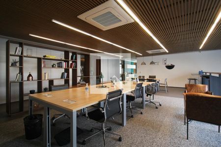 Apartamento para alugar com 41m², 1 quarto e 1 vaga Apartamento para alugar com 41m², 1 quarto e 1 vagaÁrea comum - Sala de Reunião