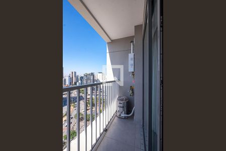Studio - Varanda de kitnet/studio para alugar com 1 quarto, 27m² em Pinheiros, São Paulo