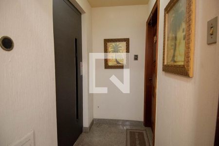 Apartamento à venda com 200m², 3 quartos e sem vagaHall de Entrada