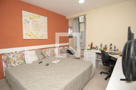 Apartamento à venda com 200m², 3 quartos e sem vagaQuarto