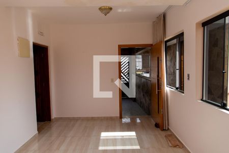 Sala de Estar de casa à venda com 3 quartos, 225m² em Vila Nogueira, Diadema
