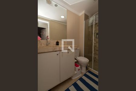 Banheiro de kitnet/studio para alugar com 2 quartos, 55m² em Vila Augusta, Guarulhos