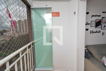 Sacada de kitnet/studio para alugar com 2 quartos, 55m² em Vila Augusta, Guarulhos
