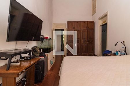 Casa à venda com 849m², 6 quartos e 8 vagasSuíte 3