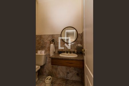 Casa à venda com 849m², 6 quartos e 8 vagasLavabo