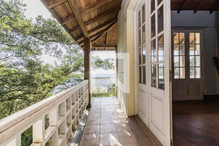 Casa à venda com 849m², 6 quartos e 8 vagasSacada