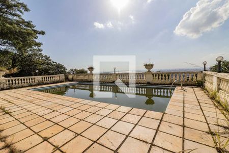 Casa à venda com 849m², 6 quartos e 8 vagasPiscina