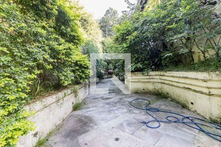 Casa à venda com 849m², 6 quartos e 8 vagasJardim