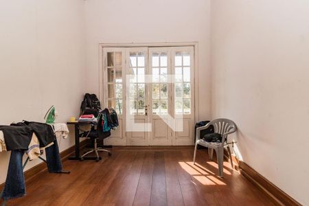 Casa à venda com 849m², 6 quartos e 8 vagasSuíte 2