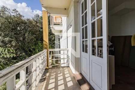 Casa à venda com 849m², 6 quartos e 8 vagasSacada