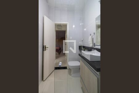 Apartamento à venda com 65m², 2 quartos e sem vagaBanheiro