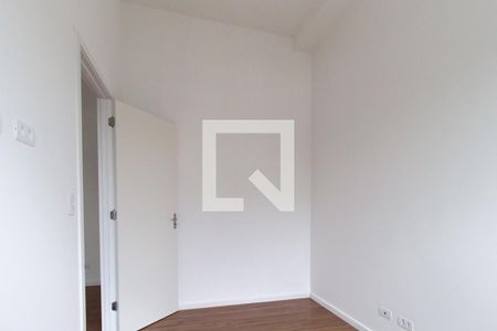 Quarto 2 de apartamento para alugar com 2 quartos, 41m² em Capão Raso, Curitiba