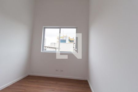 Quarto 1 de apartamento para alugar com 2 quartos, 41m² em Capão Raso, Curitiba