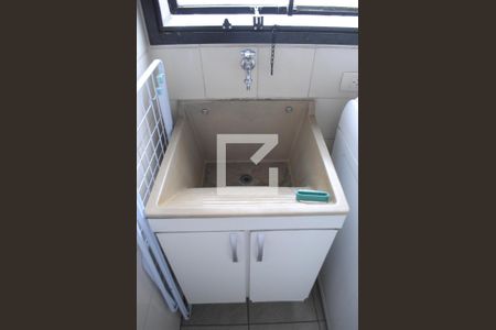 Apartamento à venda com 73m², 2 quartos e 1 vagaÁrea de Serviço