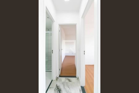 Corredor de apartamento para alugar com 2 quartos, 42m² em Penha de França, São Paulo