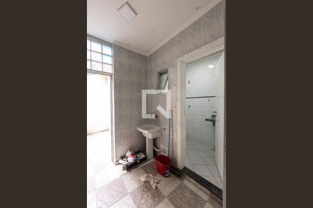 Casa de condomínio à venda com 1002212480m², 3 quartos e 1 vaga Casa de condomínio à venda com 1002212480m², 3 quartos e 1 vagaÁrea de Serviço