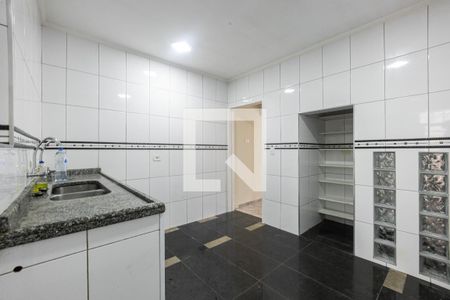 Casa de condomínio à venda com 1002212480m², 3 quartos e 1 vaga Casa de condomínio à venda com 1002212480m², 3 quartos e 1 vagaCozinha