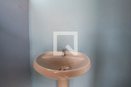 Casa à venda com 175m², 3 quartos e 1 vagaBanheiro 2