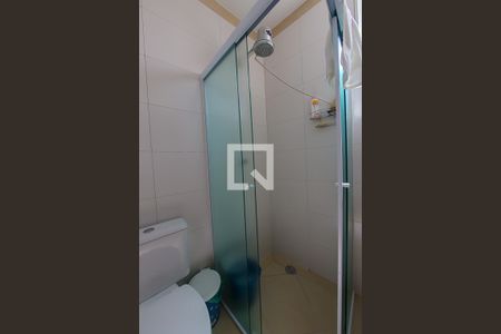 Casa à venda com 175m², 3 quartos e 1 vagaBanheiro 