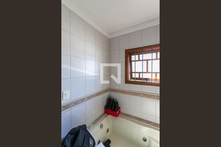 Casa à venda com 336m², 4 quartos e 2 vagas Casa à venda com 336m², 4 quartos e 2 vagasBanheiro do Quarto 3