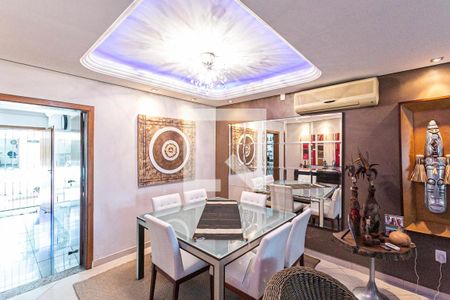 Sala de casa à venda com 4 quartos, 336m² em Camaquã, Porto Alegre