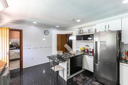 Casa à venda com 336m², 4 quartos e 2 vagas Casa à venda com 336m², 4 quartos e 2 vagasCozinha