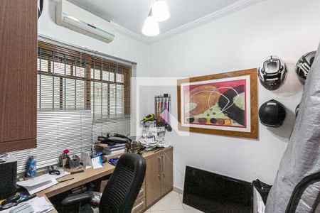Escritório de casa à venda com 4 quartos, 336m² em Camaquã, Porto Alegre