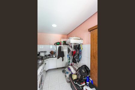 Casa à venda com 336m², 4 quartos e 2 vagas Casa à venda com 336m², 4 quartos e 2 vagasÁrea de Serviço