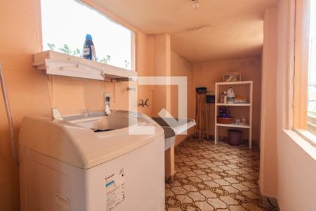 Casa à venda com 70m², 2 quartos e 1 vaga Casa à venda com 70m², 2 quartos e 1 vagaÁrea de serviço