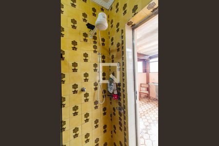 Casa à venda com 70m², 2 quartos e 1 vaga Casa à venda com 70m², 2 quartos e 1 vagaBanheiro