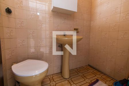 Casa à venda com 70m², 2 quartos e 1 vaga Casa à venda com 70m², 2 quartos e 1 vagaBanheiro de serviço