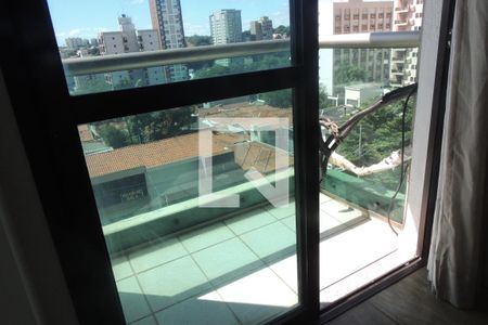 Sacada de apartamento à venda com 1 quarto, 60m² em Cambuí, Campinas
