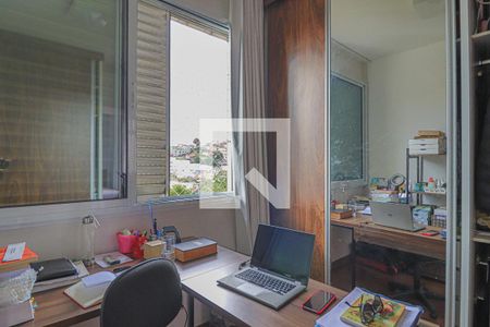 Apartamento à venda com 144m², 4 quartos e 2 vagasQuarto Suíte