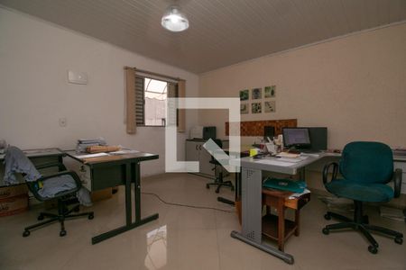 Casa à venda com 370m², 5 quartos e 2 vagasQuarto 4