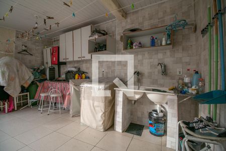 Casa à venda com 370m², 5 quartos e 2 vagasÁrea de Serviço