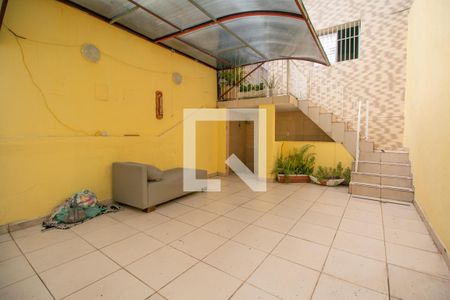 Casa à venda com 370m², 5 quartos e 2 vagasQuintal