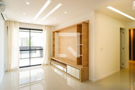 Sala de apartamento para alugar com 3 quartos, 180m² em Recreio dos Bandeirantes, Rio de Janeiro