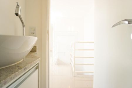 Apartamento para alugar com 180m², 3 quartos e 2 vagas Apartamento para alugar com 180m², 3 quartos e 2 vagasLavabo