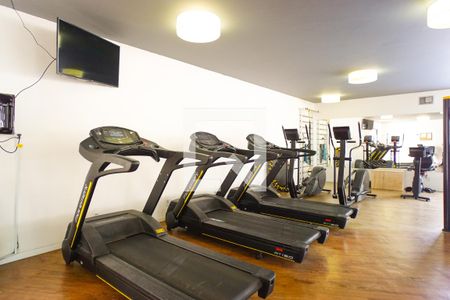 Apartamento para alugar com 180m², 3 quartos e 2 vagas Apartamento para alugar com 180m², 3 quartos e 2 vagasÁrea comum - Academia