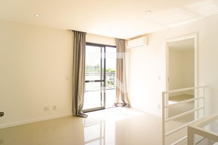 Apartamento para alugar com 180m², 3 quartos e 2 vagas Apartamento para alugar com 180m², 3 quartos e 2 vagasHall da Escada