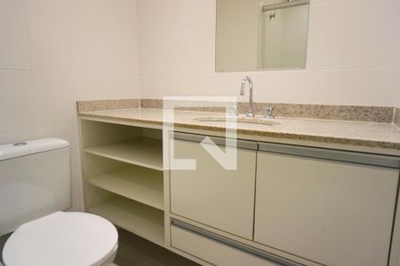 Apartamento para alugar com 180m², 3 quartos e 2 vagas Apartamento para alugar com 180m², 3 quartos e 2 vagasBanheiro da Suíte 1
